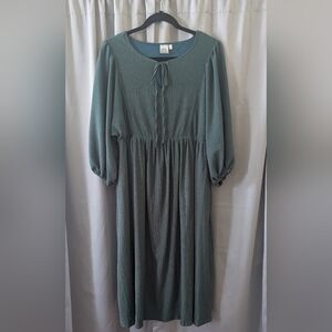 Elegant Green Women's Dress